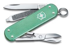 VICTORINOX Minty Classic Alox Çakı 0.6221.221G