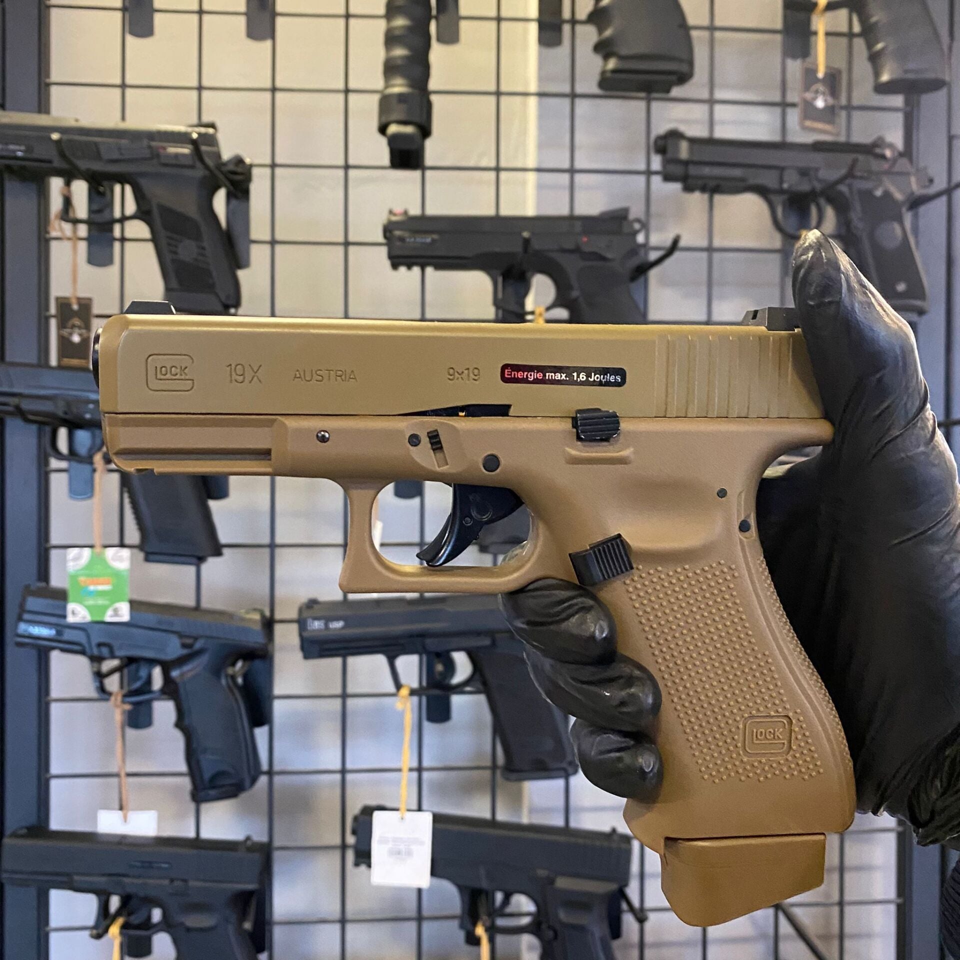UMAREX Glock 19X Gas Blowback Airsoft Tabanca
