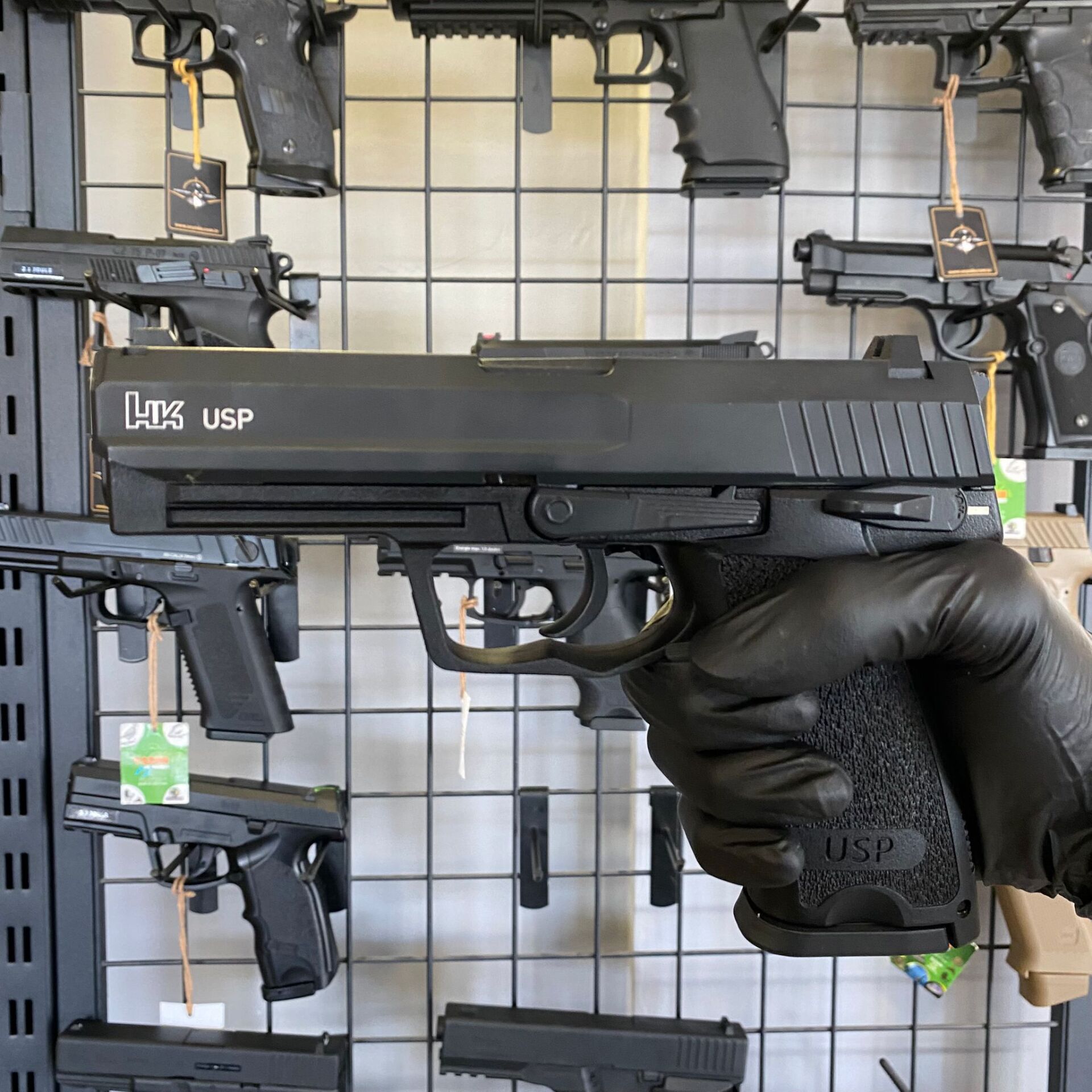 UMAREX Heckler & Koch USP 6 MM Airsoft CO2 Tabanca